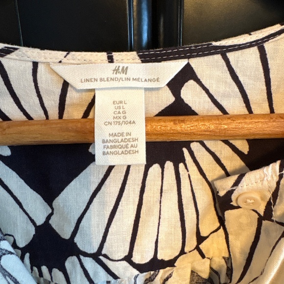 H&M linen blend dress - Picture 2 of 10
